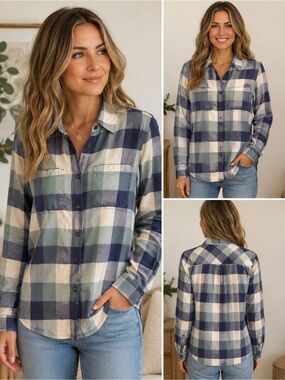Carhartt Ladies’ Blue and Cream Flannel Button-Down Shirt
